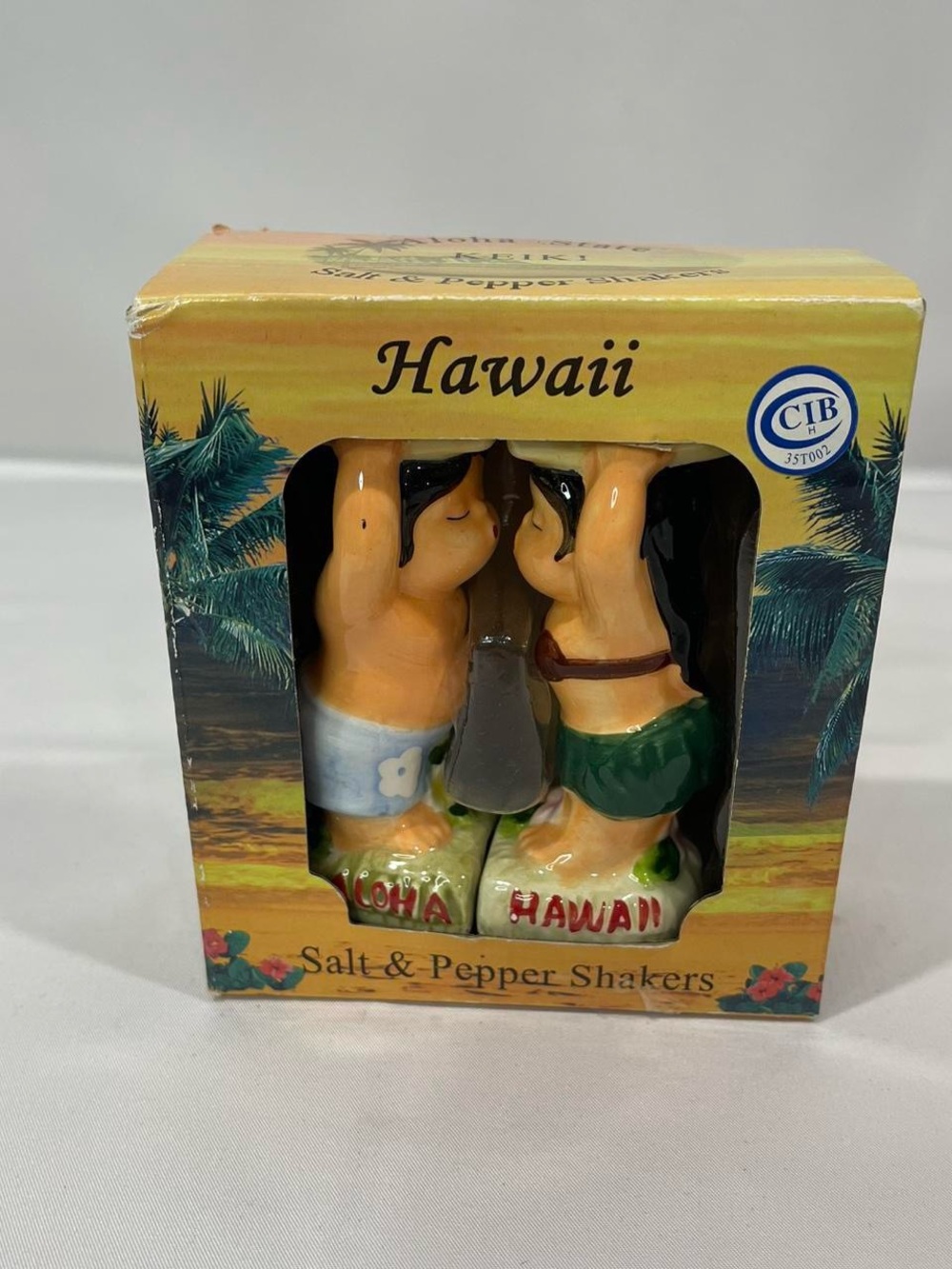 Cute Hawaiian Salt and Pepper Shakers